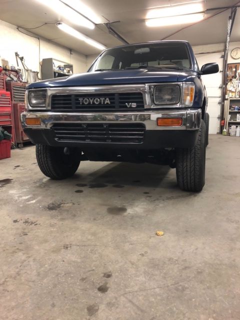 1989 Blue Toyota Pickup Extended Cab Pickup