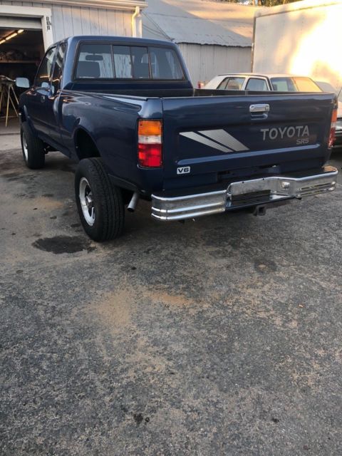 1989 Blue Toyota Pickup Extended Cab Pickup
