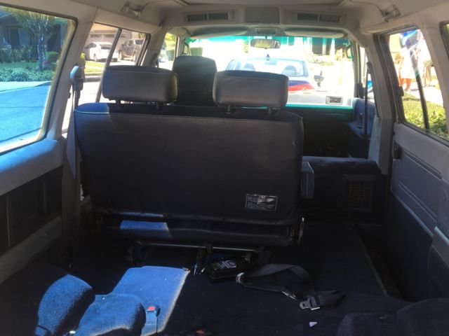 1989 White Toyota Van Minivan