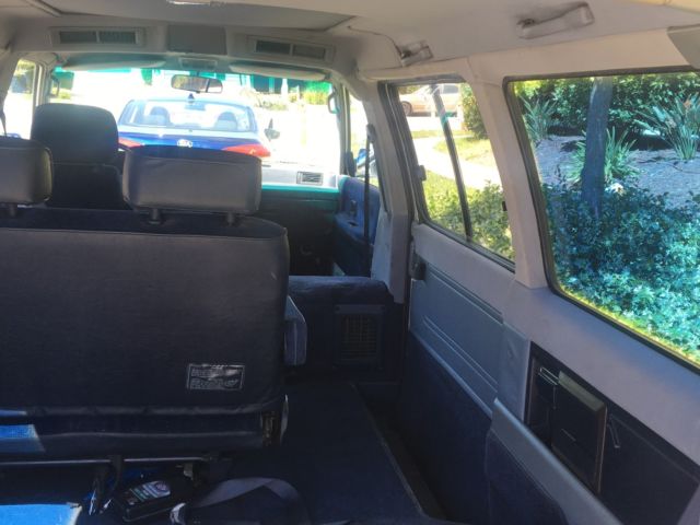 1989 White Toyota Van Minivan