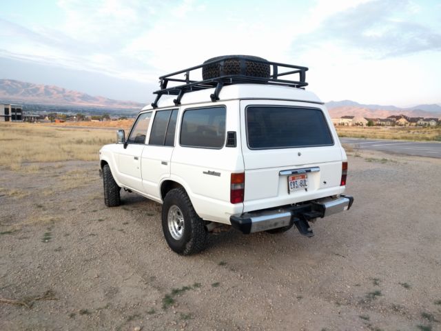 1989 White Toyota Land Cruiser SUV