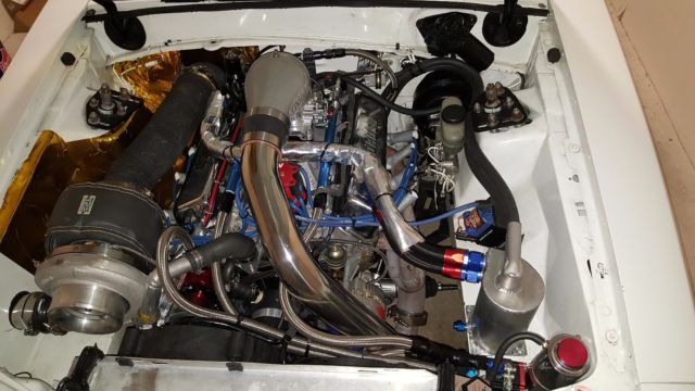 1989 White Ford Mustang Coupe
