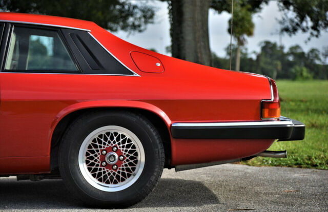 1989 Red Jaguar XJ-S V12 Rouge Collection