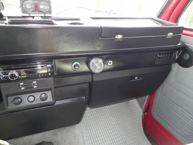 1979 Red Volkswagen Bus/Vanagon