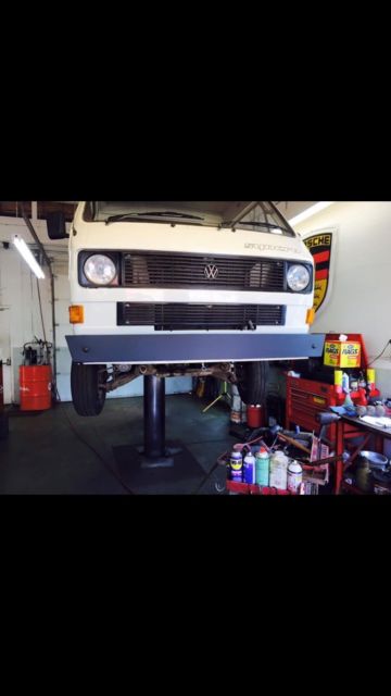 1989 White Volkswagen Single cab Syncro RHD Extended Cab Pickup