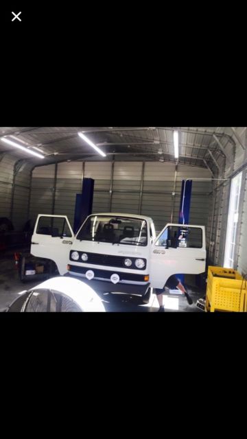 1989 White Volkswagen Single cab Syncro RHD Extended Cab Pickup