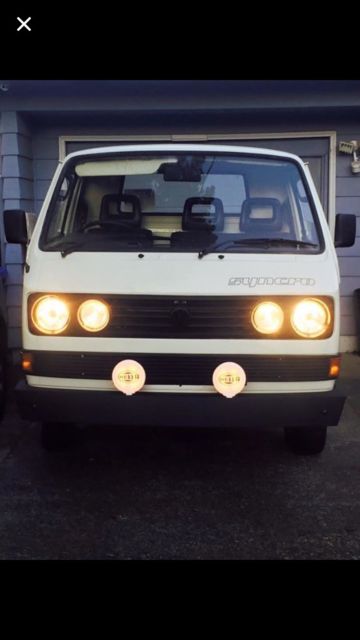 1989 White Volkswagen Single cab Syncro RHD Extended Cab Pickup