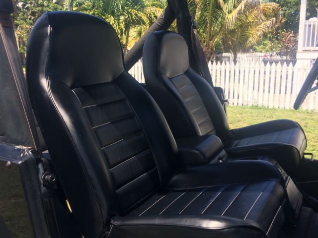 1989 Black Jeep Wrangler