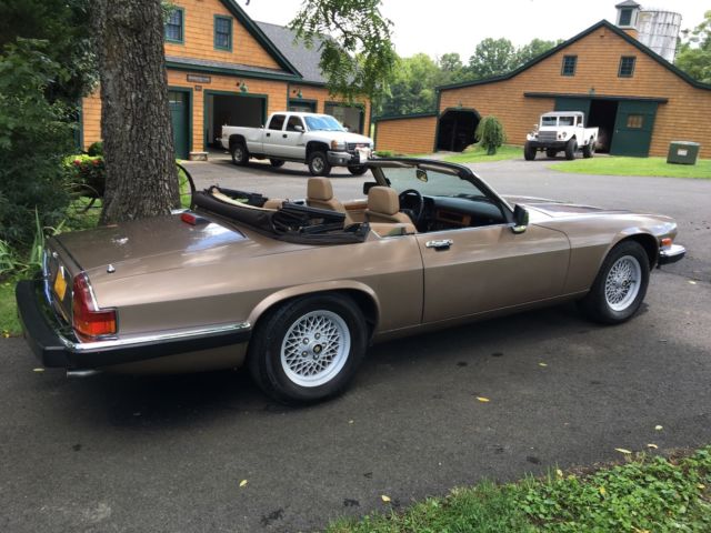 1989 Gold Jaguar XJ-Series Convertible