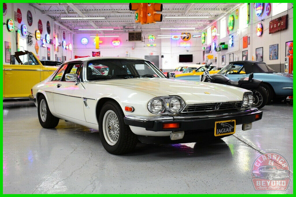 1989 White Jaguar XJS Coupe