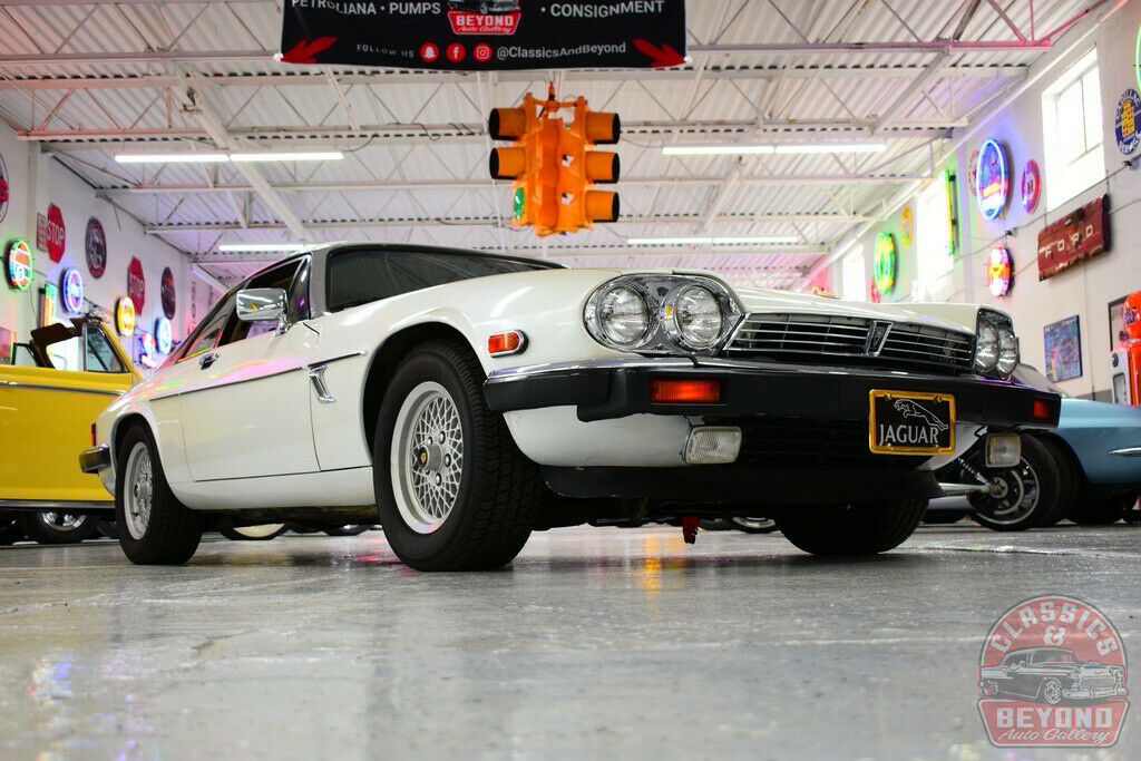1989 White Jaguar XJS Coupe