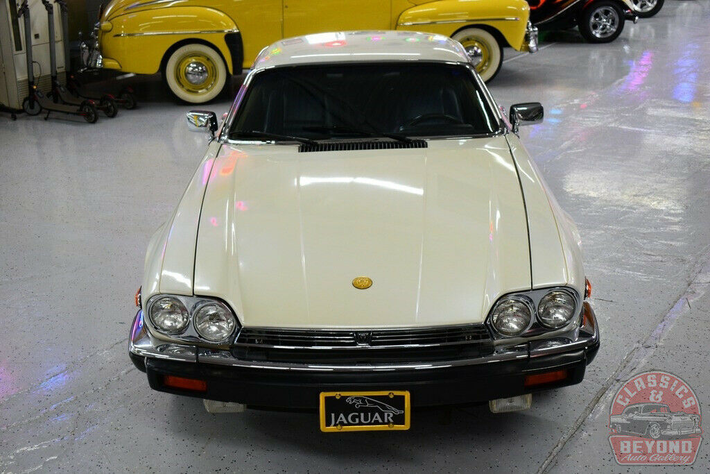 1989 White Jaguar XJS Coupe