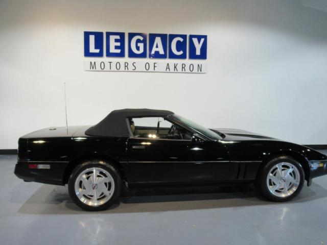 1989 BLAKC Chevrolet Corvette --