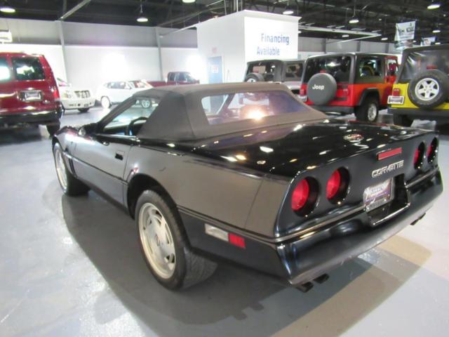 1989 BLAKC Chevrolet Corvette --