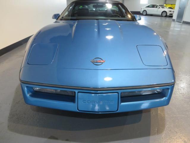 1989 Blue Chevrolet Corvette --
