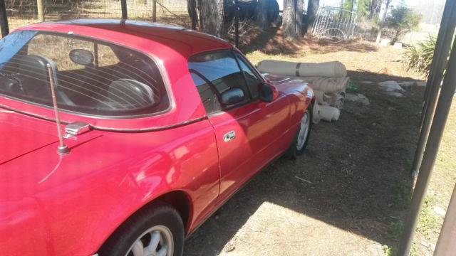 1993 Red Mazda MX-5 Miata Convertible