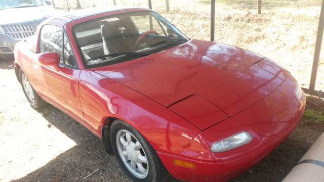 1993 Red Mazda MX-5 Miata Convertible