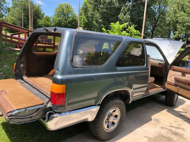 1990 Toyota 4Runner SUV