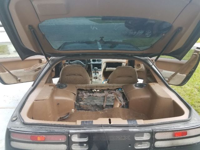 1990 Black Nissan 300ZX Coupe