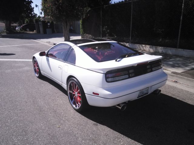 1990 White Nissan 300ZX Coupe