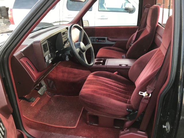 1990 Black Chevrolet C/K Pickup 1500