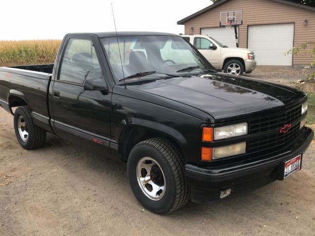 1990 Black Chevrolet C/K Pickup 1500
