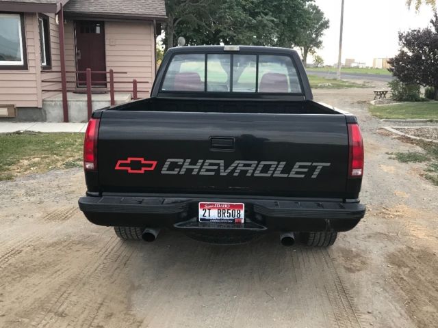 1990 Black Chevrolet C/K Pickup 1500