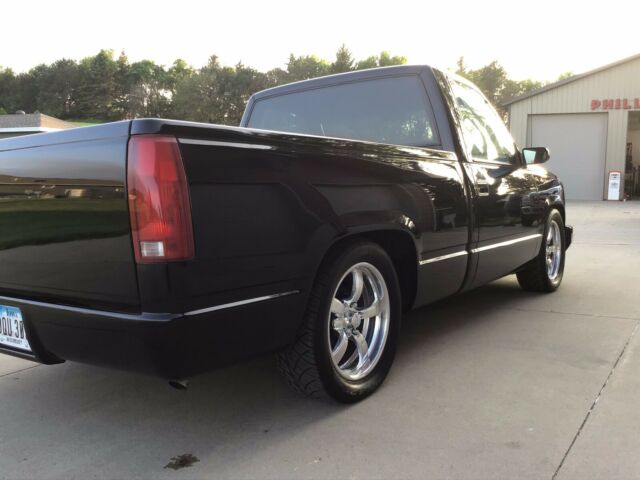 1990 Black Chevrolet C/K Pickup 1500 Standard Cab Pickup