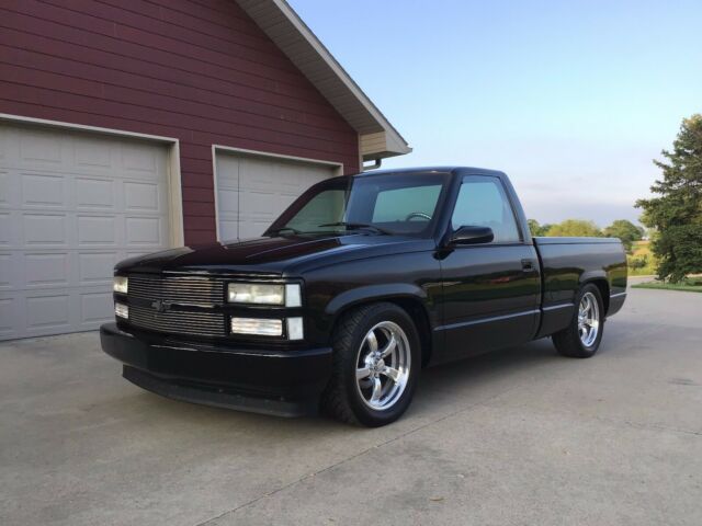 1990 Black Chevrolet C/K Pickup 1500 Standard Cab Pickup
