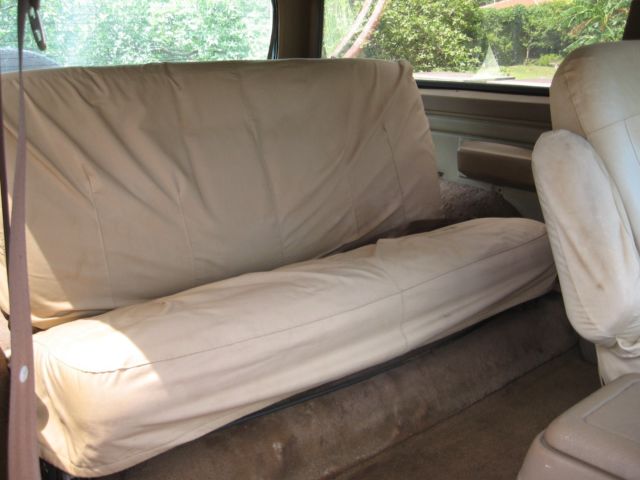 1990 Red Ford Bronco SUV