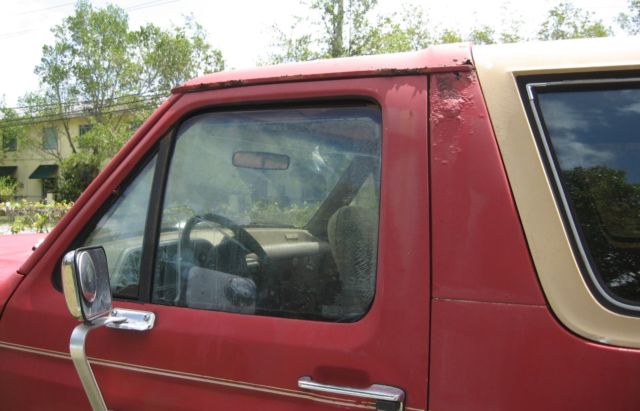 1990 Red Ford Bronco SUV