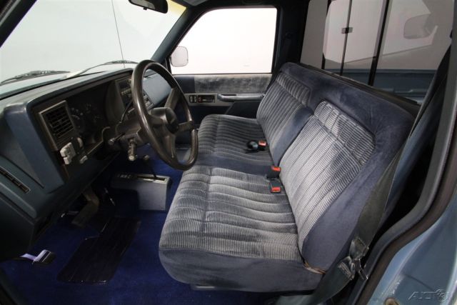 1990 Blue Chevrolet C/K Pickup 1500