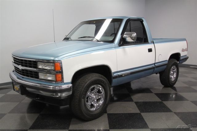 1990 Blue Chevrolet C/K Pickup 1500