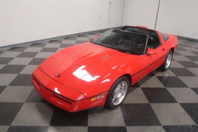 1990 Red Chevrolet Corvette