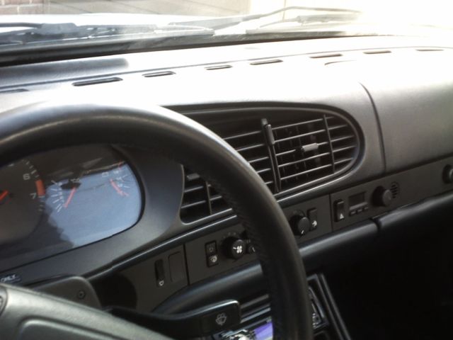 1990 White Porsche 944