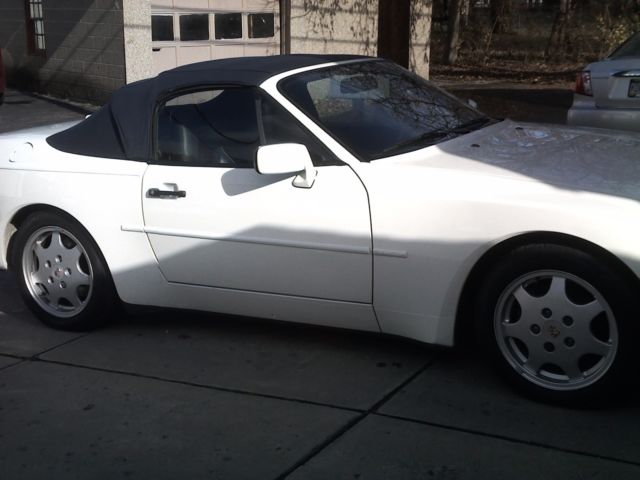 1990 White Porsche 944