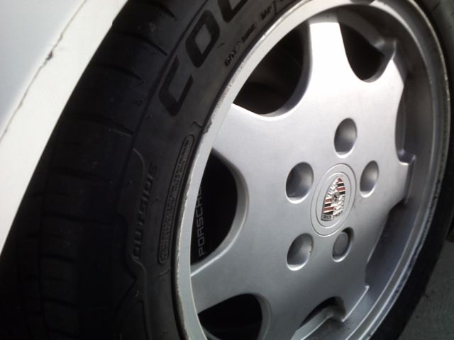 1990 White Porsche 944