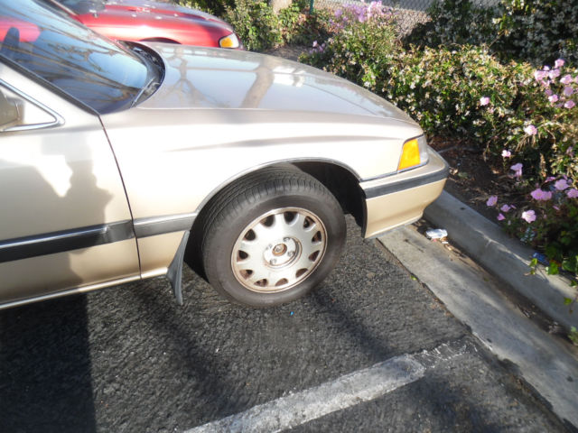 1990 Gold Acura Legend Sedan