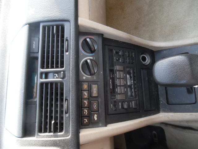 1990 Gold Acura Legend Sedan