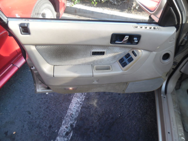 1990 Gold Acura Legend Sedan