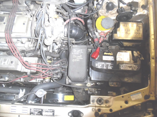 1990 Gold Acura Legend Sedan