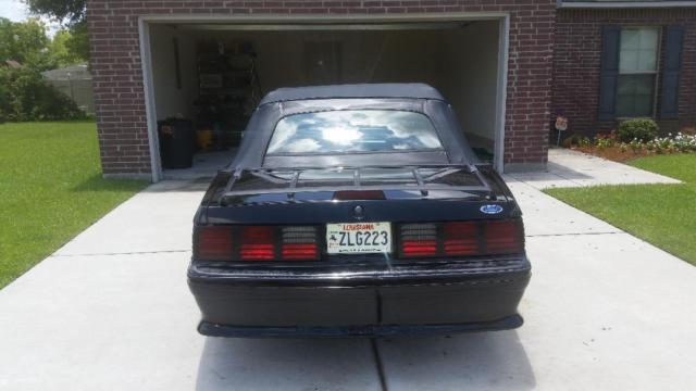 1990 Ford Mustang
