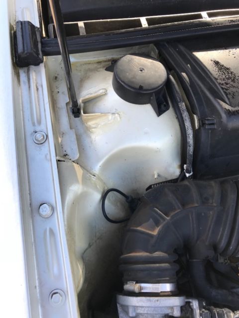 1990 White Audi 90 Sedan