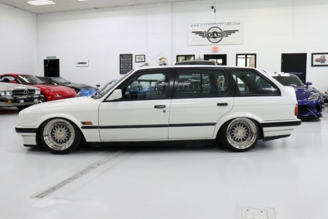 1990 White BMW 3-Series --