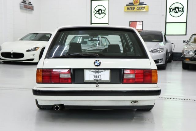 1990 White BMW 3-Series --