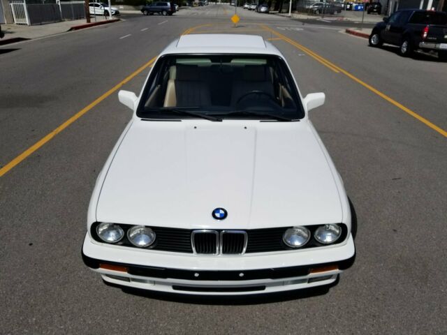 1990 White BMW 3-Series Coupe