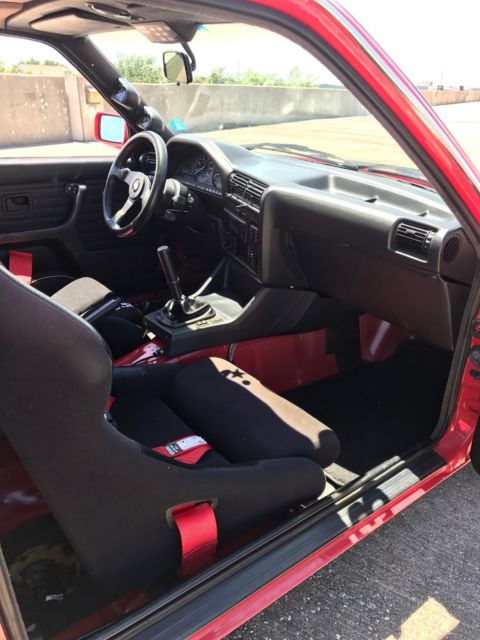 1990 Red BMW 3-Series Coupe