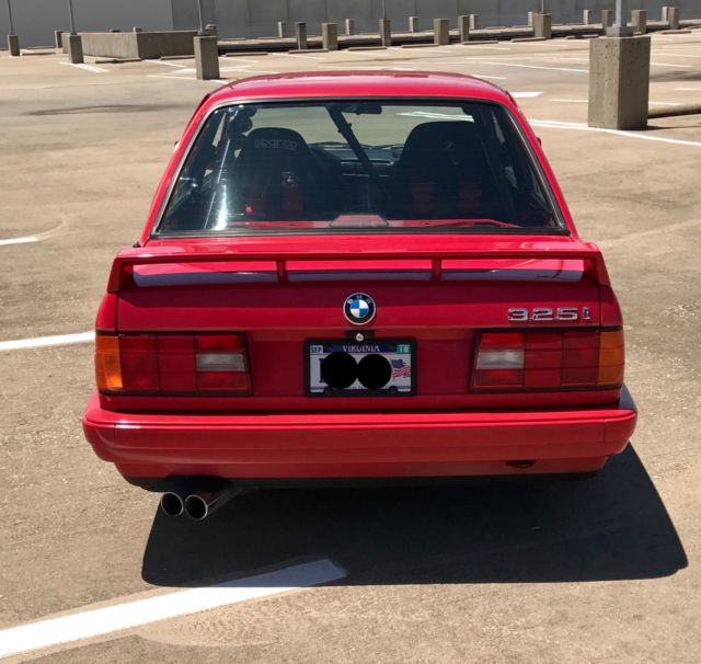1990 Red BMW 3-Series Coupe