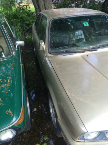 1990 Gold BMW 3-Series Coupe