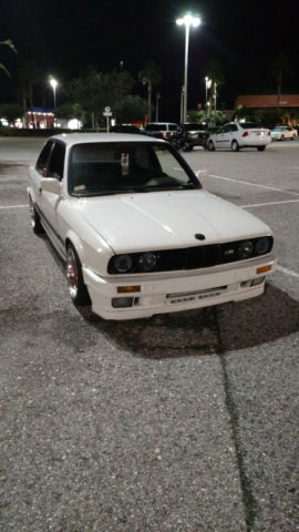 1990 White BMW 3-Series Coupe
